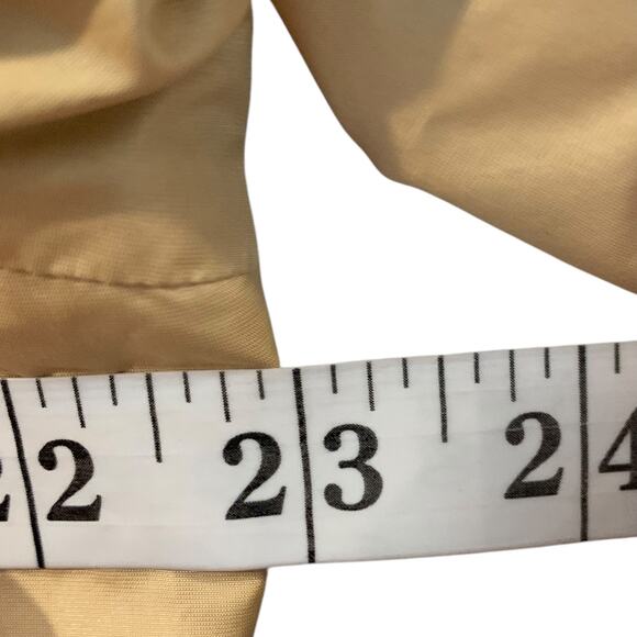 Chico's Zenergy Windbreaker  Size 3 (XL) Pockets Full Zip Buttons Softshell Gold - Picture 4 of 5